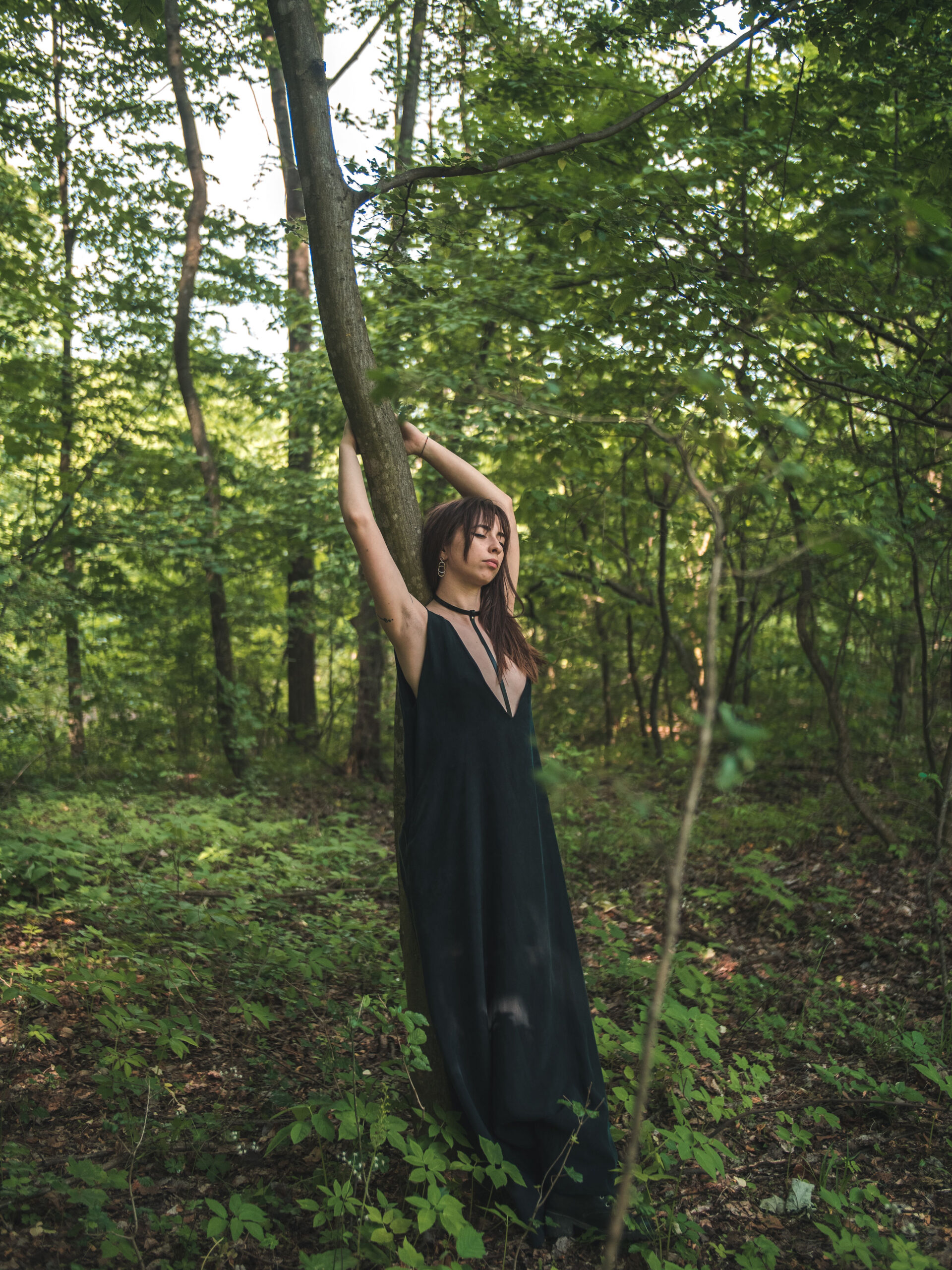 Set "V cut Dress" – imagine 4