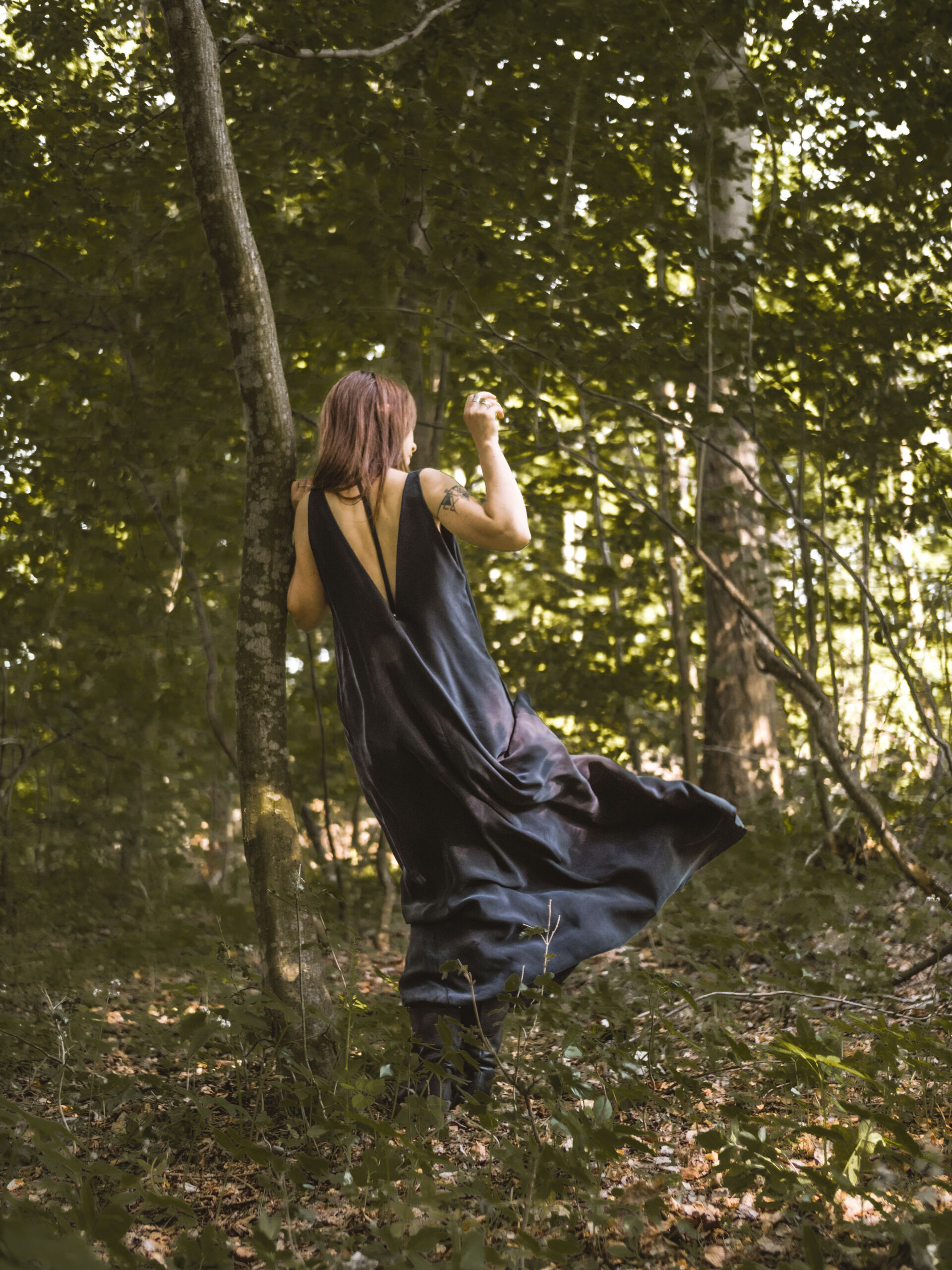 Set "V cut Dress" – imagine 5