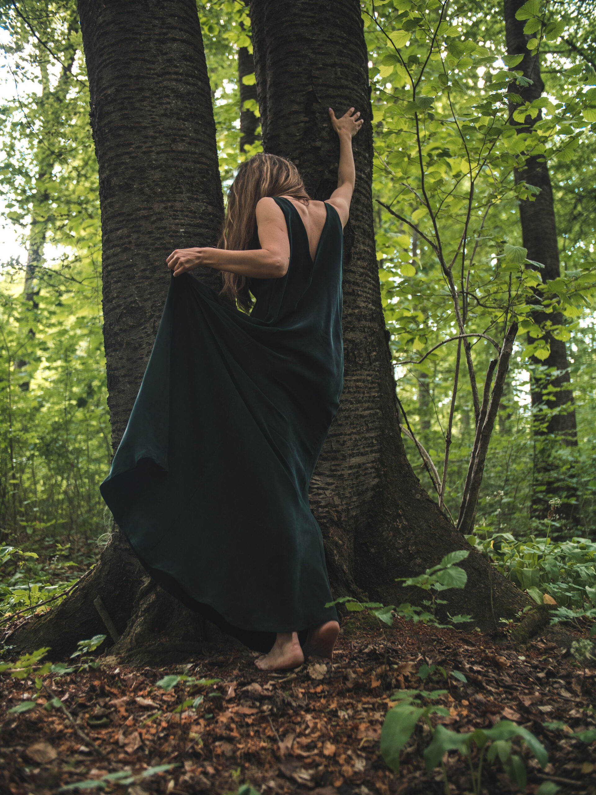 Set "V cut Dress" – imagine 3