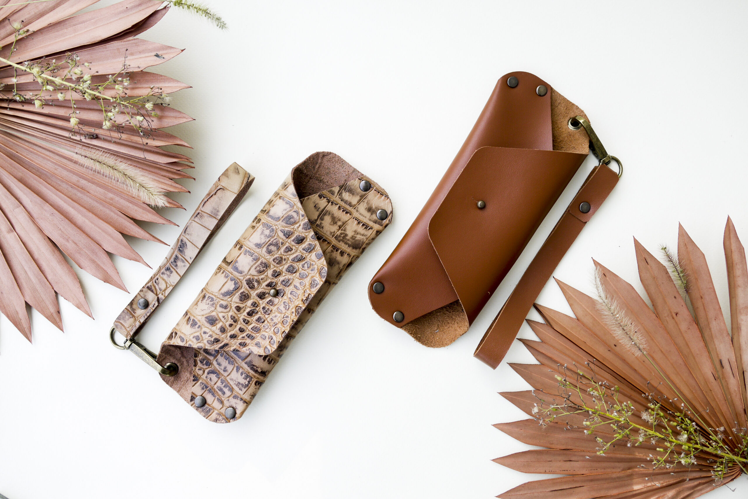 Toc de ochelari din piele naturala reciclata